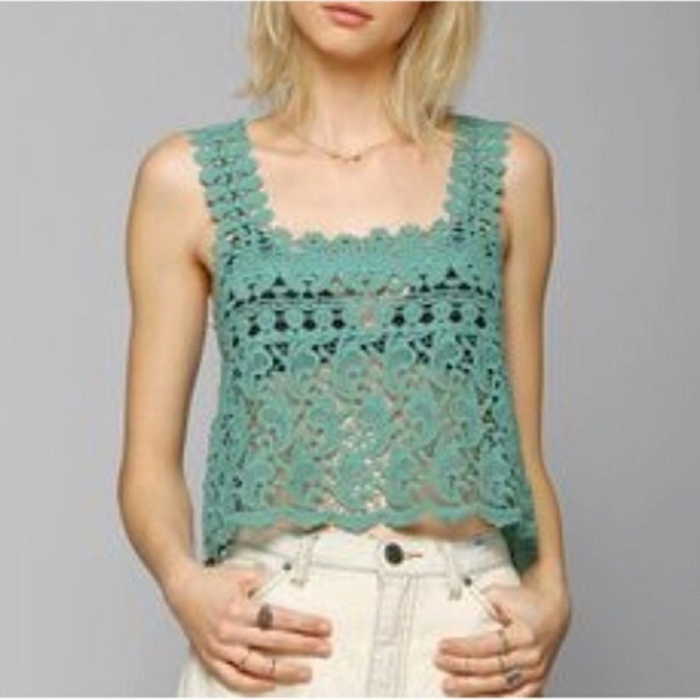 Urban Outfitters Stars in the Sky Crochet tank New with tag size XS
